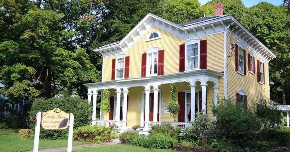 1868 Crosby House Bed & Breakfast Brattleboro Exterior photo